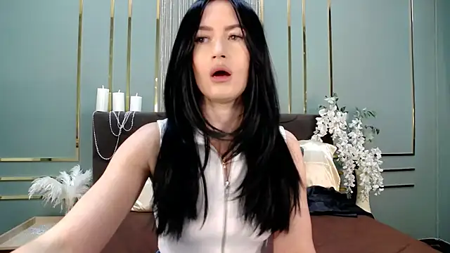 Snapshot of JaneWalch chatting on February 13, 2026, 10:55 am JaneWalch online show from February 13, 2026, 10:55 am