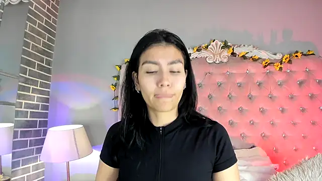 Snapshot of TanyaBello chatting on June 4, 2026, 4:29 am TanyaBello online show from June 4, 2026, 4:29 am