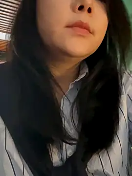 Alice9988 online show from October 17, 2025, 8:28 am