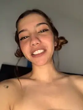 MiaaCute- online show from March 7, 2026, 11:35 pm