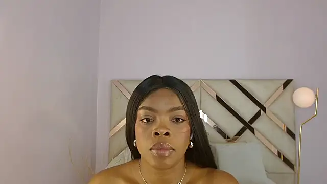 Snapshot of Maiacharris_ chatting on June 12, 2026, 12:15 pm Maiacharris online show from June 12, 2026, 12:15 pm