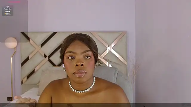 Snapshot of Maiacharris_ chatting on July 6, 2026, 12:46 pm Maiacharris online show from July 6, 2026, 12:46 pm