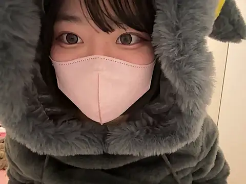 pinkudayo girl online show from April 5, 2026, 1:41 pm