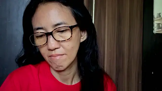 princessD077 online show from March 4, 2026, 3:56 am