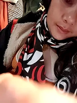 Sinhlinh2020 online show from February 10, 2026, 10:47 pm