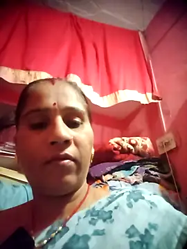 OliveGreen22 online show from November 1, 2025, 5:09 am