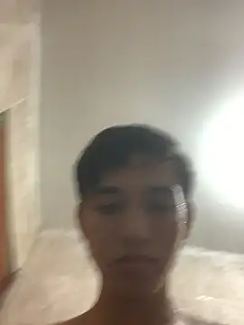 Snapshot of Alex_king17 chatting on April 7, 2026, 6:36 am Alex king17 online show from April 7, 2026, 6:36 am