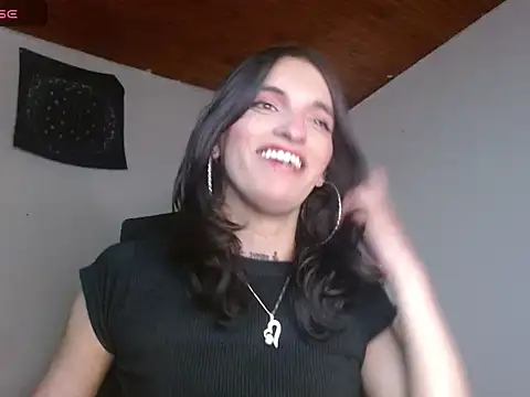 Snapshot of Scarlett_crastrawberry chatting on May 29, 2026, 1:36 am Scarlett crastrawberry online show from May 29, 2026, 1:36 am
