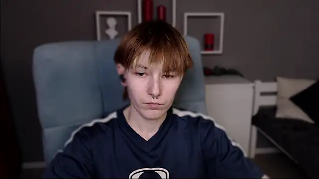 guitarandangell online show from February 27, 2026, 2:33 am