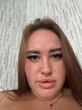 KiraSunshine online show from June 29, 2026, 4:30 am