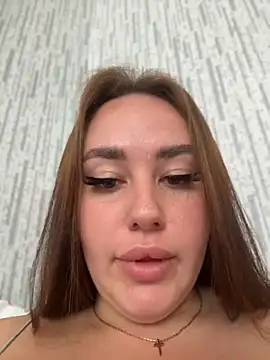 KiraSunshine online show from June 30, 2026, 3:18 am