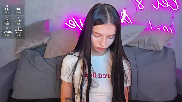 Eva Mayers online show from November 10, 2025, 1:04 am