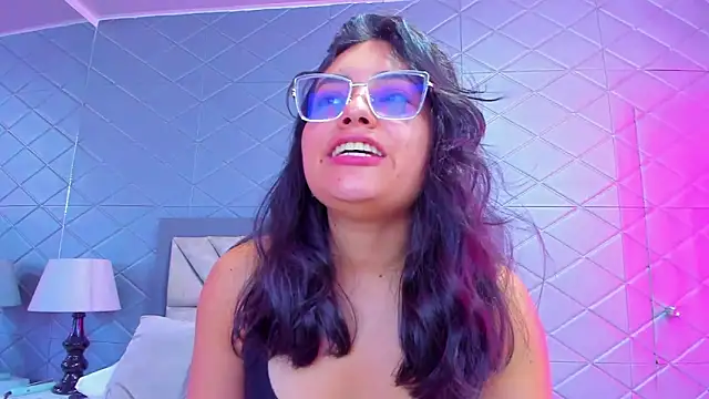 ViolettRouse online show from March 2, 2026, 4:14 pm