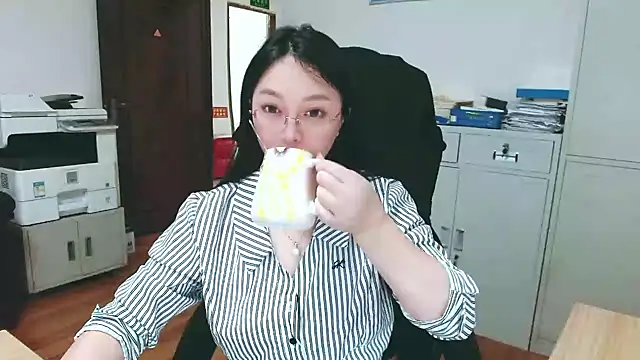 OL-Bai-Jie online show from May 11, 2026, 2:17 am