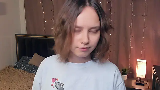 Snapshot of DenaDubberly chatting on November 8, 2025, 8:29 pm DenaDubberly online show from November 8, 2025, 8:29 pm