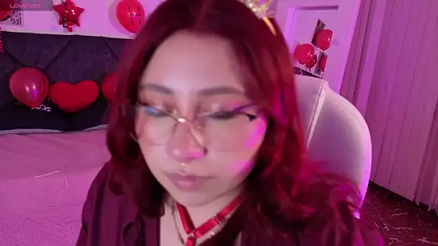 littlee red online show from May 30, 2026, 8:28 pm