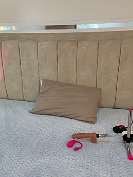 Dakota jhons1 online show from October 24, 2025, 5:59 am