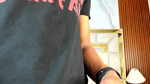 Emiliano Reyes online show from November 10, 2025, 3:16 am