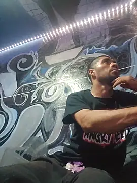 vergueo3 online show from March 12, 2026, 5:35 am