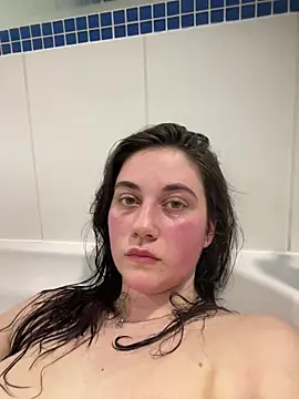 YourFrenchFeliciexo online show from February 25, 2026, 6:28 pm