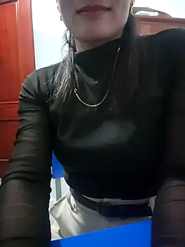 Miube2k online show from October 31, 2025, 5:41 am