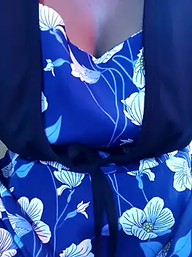 shakunthala96 online show from November 4, 2025, 1:16 am