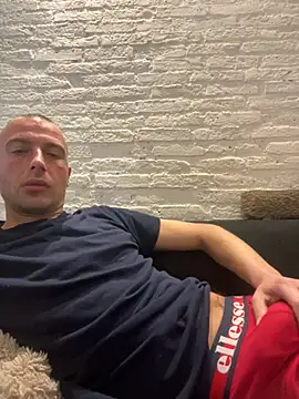 Rotteei1 online show from March 7, 2026, 8:55 am