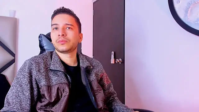 mike 257 online show from November 10, 2025, 11:53 am