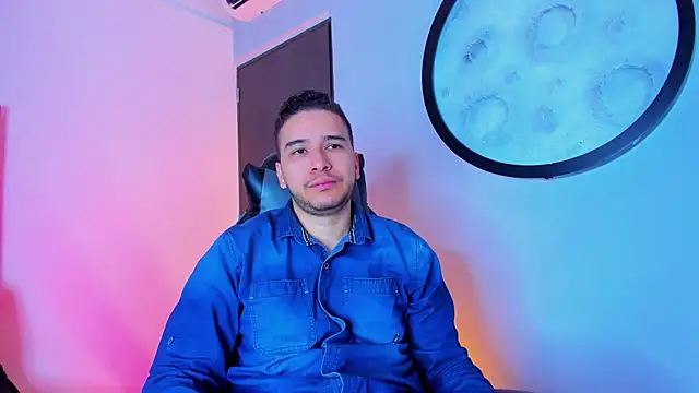 mike 257 online show from November 26, 2025, 11:44 am