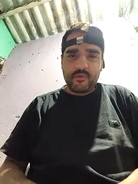 Snapshot of gusto14cm chatting on March 1, 2026, 3:30 am gusto14cm online show from March 1, 2026, 3:30 am