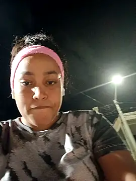 NahomiWalker  online show from November 5, 2025, 11:27 pm