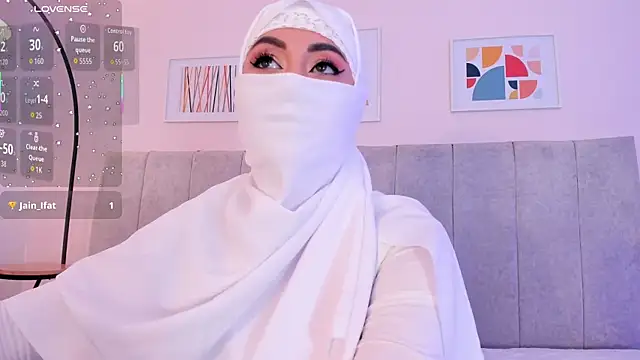 Snapshot of fatiima_ chatting on April 23, 2026, 7:38 pm fatiima online show from April 23, 2026, 7:38 pm