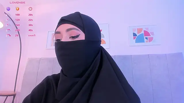 Snapshot of fatiima_ chatting on June 2, 2026, 7:05 pm fatiima online show from June 2, 2026, 7:05 pm