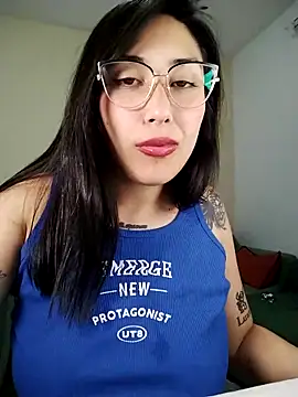 Chinitaaa28 online show from November 2, 2025, 3:20 am