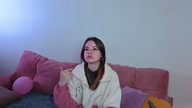 Snapshot of NormanEnsing chatting on October 31, 2025, 7:31 am NormanEnsing online show from October 31, 2025, 7:31 am