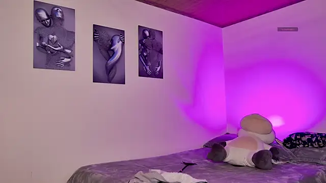 Snapshot of miku_st chatting on November 28, 2025, 4:31 pm miku st online show from November 28, 2025, 4:31 pm