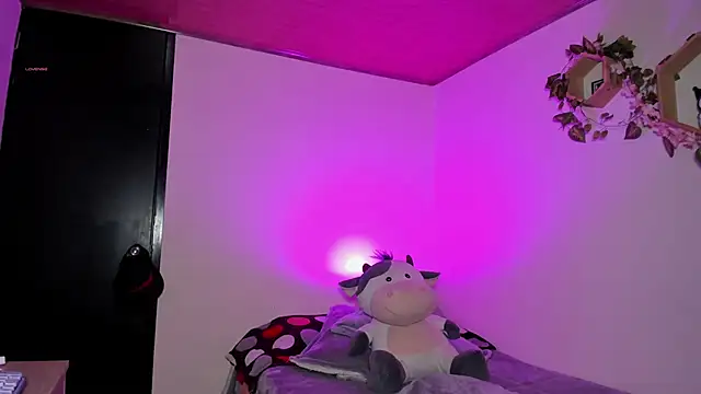 Snapshot of miku_st chatting on January 14, 2026, 5:02 am miku st online show from January 14, 2026, 5:02 am