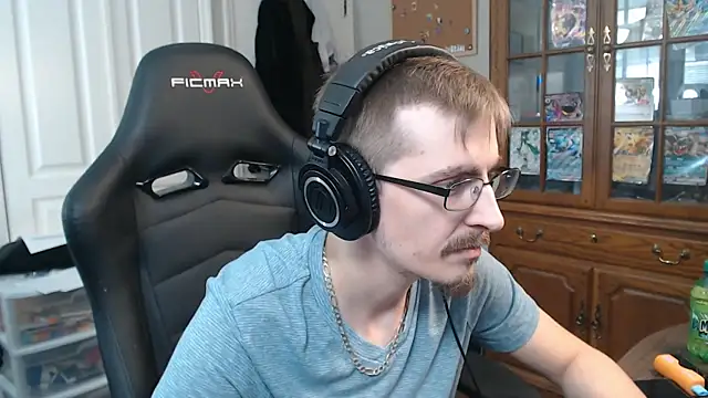 Snapshot of CasuallyCorrupt chatting on October 28, 2025, 10:45 pm CasuallyCorrupt online show from October 28, 2025, 10:45 pm