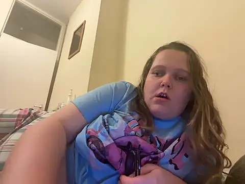 Scarletcum22 online show from February 4, 2026, 9:09 pm