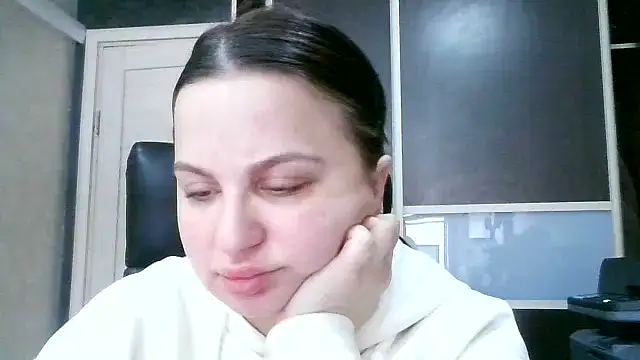 Snapshot of Denalynn chatting on March 1, 2026, 1:29 am Denalynn online show from March 1, 2026, 1:29 am