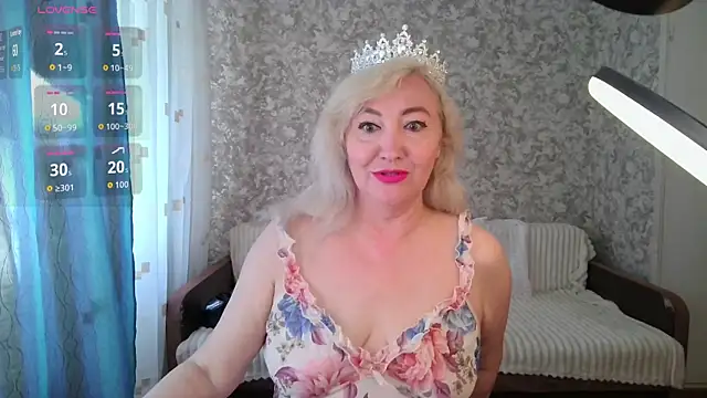 LadyKriss online show from July 9, 2026, 5:00 am