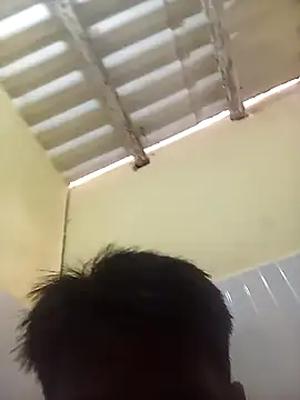 Snapshot of HeatableRevan chatting on March 16, 2026, 2:39 am HeatableRevan online show from March 16, 2026, 2:39 am