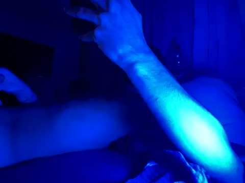 youngboyformommy24 online show from October 27, 2025, 10:14 pm