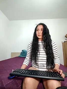 Snapshot of SaraDany chatting on December 3, 2025, 6:39 pm SaraDany online show from December 3, 2025, 6:39 pm