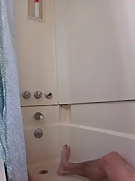 4idin0000 online show from February 7, 2026, 5:16 pm