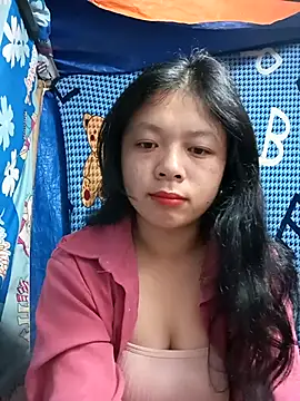 lisa-bae00 online show from December 17, 2025, 11:22 pm