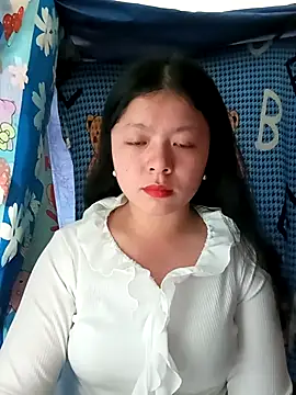 lisa-bae00 online show from February 17, 2026, 5:04 am