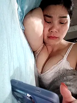 Snapshot of Bear_bear0 chatting on March 5, 2026, 2:07 am Bear bear0 online show from March 5, 2026, 2:07 am