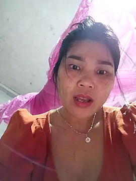 Snapshot of Bear_bear0 chatting on April 12, 2026, 10:42 am Bear bear0 online show from April 12, 2026, 10:42 am