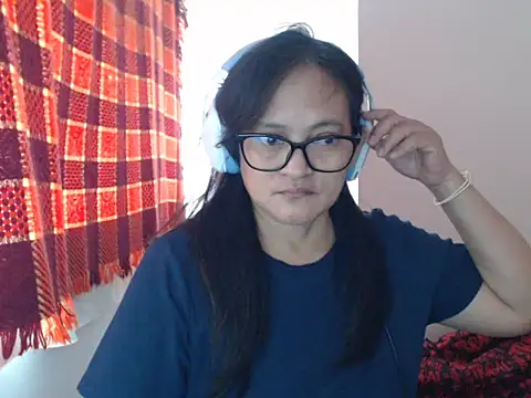 Snapshot of Kinkybela2025 chatting on May 15, 2026, 11:56 pm Kinkybela2025 online show from May 15, 2026, 11:56 pm